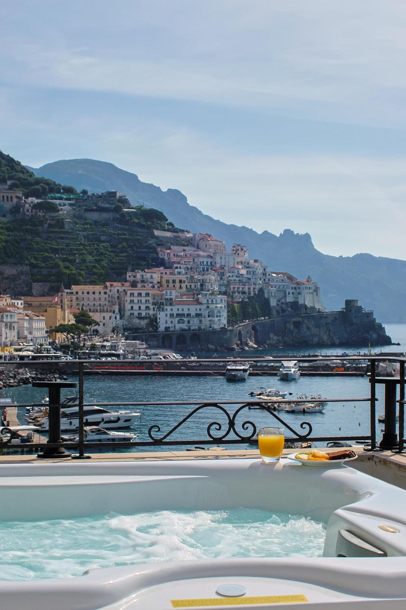 Hotel Aurora Amalfi Exterior foto