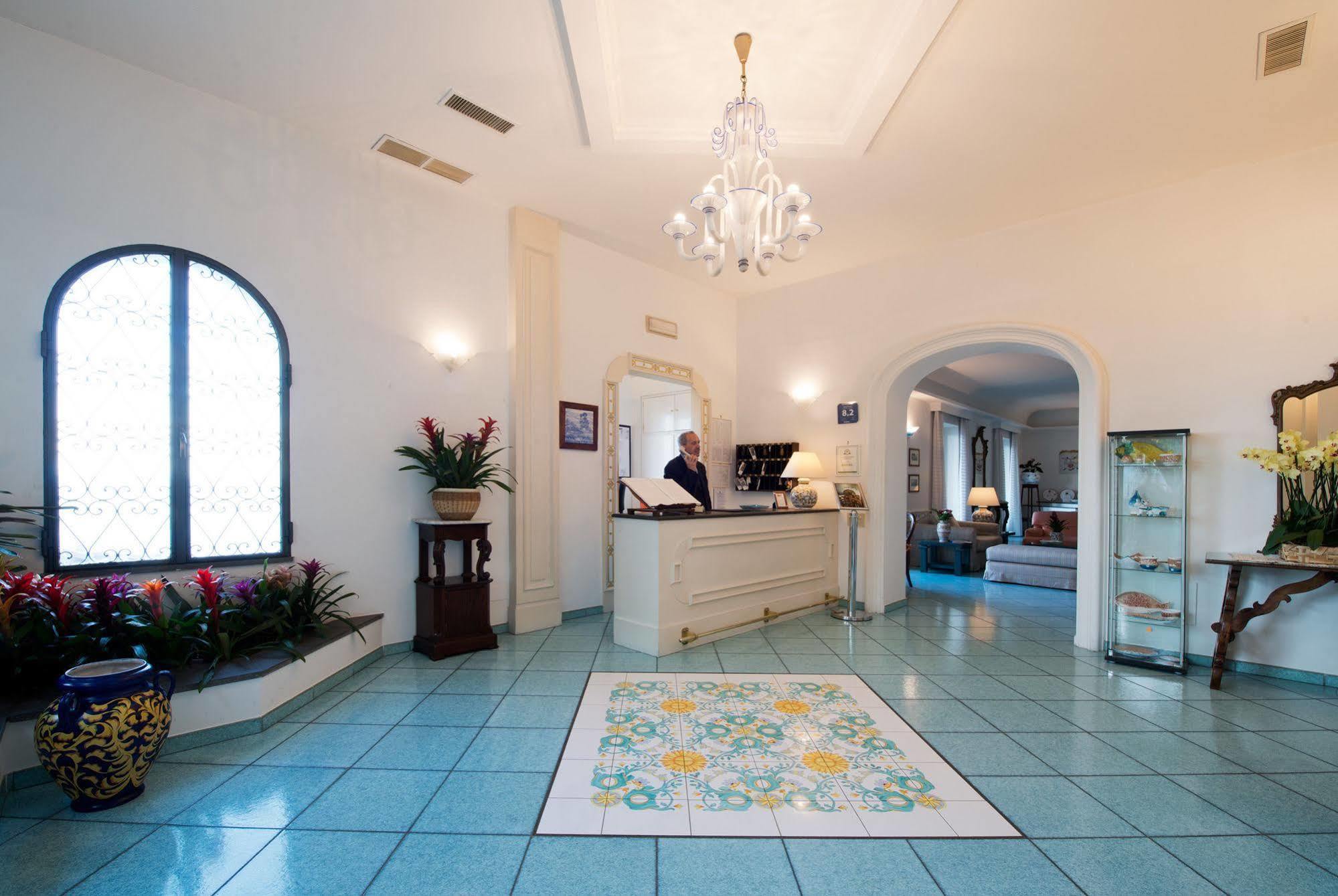 Hotel Aurora Amalfi Exterior foto